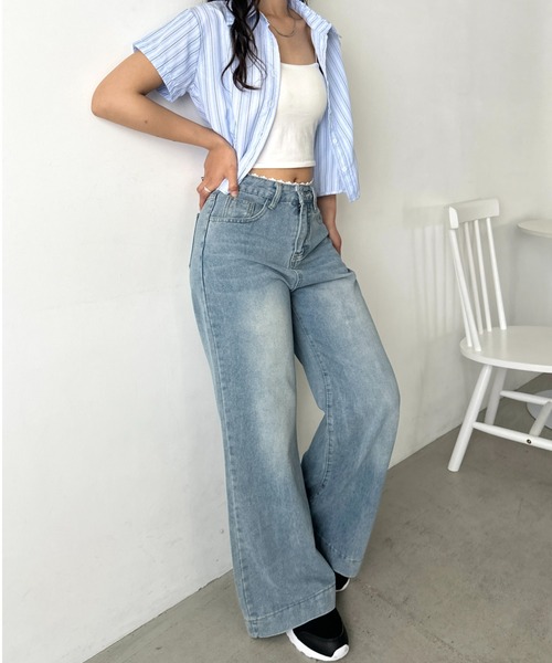CLEA（クレア）の「ウエストデザイン裾広がりワイドレースデニム（デニムパンツ・レディース・ライトブルー・M/S）」の8枚目の写真