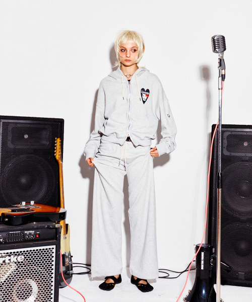 HIGHTIDEFRANKIE（ハイタイドフランキー）の「MEOWSFITS Hoodie Pants Set Gray（パーカー・レディース・スカイブルー・FREE）」の5枚目の写真