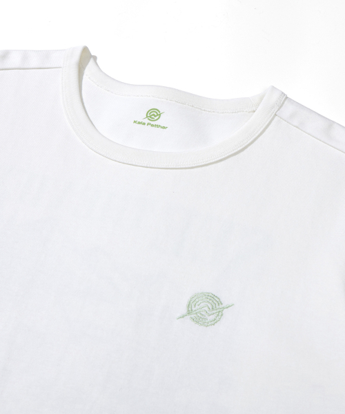 KALAPATTHAR（カラパタール）の「BACK CAMPING GRAPHIC SHORT-SLEEVED T-SHIRT - WHITE（Tシャツ/カットソー・メンズ・その他・MEDIUM/LARGE/X-LARGE）」の6枚目の写真