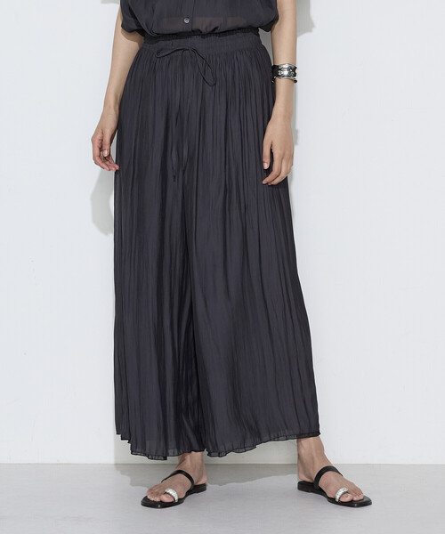 K.T KIYOKO TAKASE(キヨコタカセ)の「カッセン×シフォン リバーシブル プリーツパンツ(その他パンツ・レディース・ブラック系その他/ネイビー/ブラウン系その他・7号/9号)」の9枚目の写真