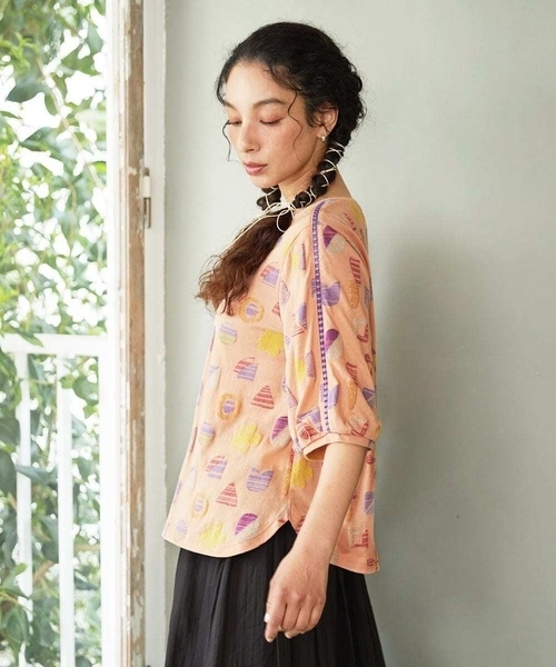 Jocomomola(ホコモモラ)の「Sala de baile ブークレジャカードカットソー(Tシャツ/カットソー・レディース・ブラック/オレンジ・40)」の13枚目の写真