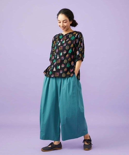 Jocomomola(ホコモモラ)の「Sala de baile ブークレジャカードカットソー(Tシャツ/カットソー・レディース・ブラック/オレンジ・40)」の4枚目の写真