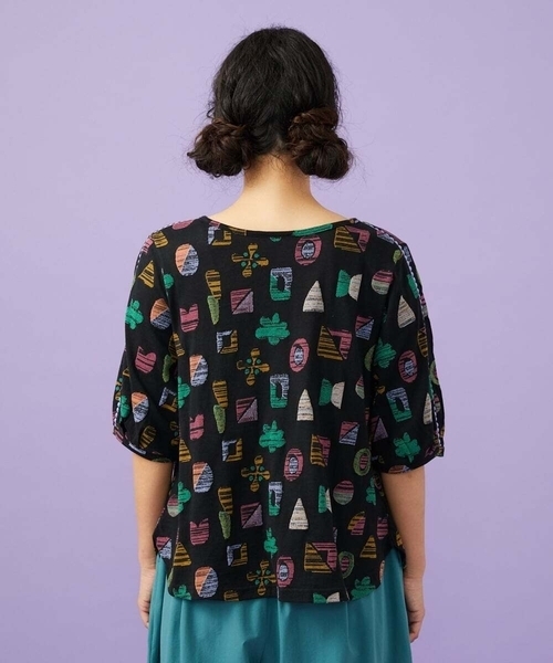 Jocomomola(ホコモモラ)の「Sala de baile ブークレジャカードカットソー(Tシャツ/カットソー・レディース・ブラック/オレンジ・40)」の7枚目の写真