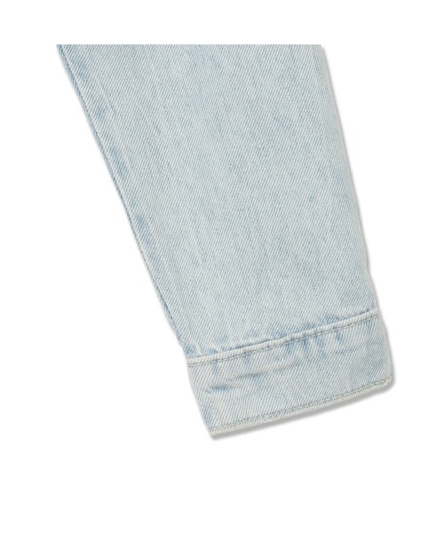 GUESS JEANS(ゲスジーンズ)の「GUESS JEANS Cropped Zip Trucker デニムジャケット(デニムジャケット・レディース・ライトブルー・X-SMALL/SMALL/MEDIUM)」の4枚目の写真