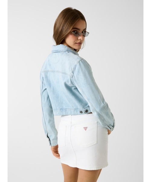 GUESS JEANS(ゲスジーンズ)の「GUESS JEANS Cropped Zip Trucker デニムジャケット(デニムジャケット・レディース・ライトブルー・X-SMALL/SMALL/MEDIUM)」の11枚目の写真