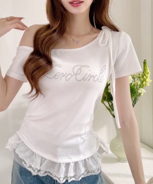 Ada.(エイダ)の「デコルテストラップ ラインストーン ロゴ レースヘム タイト Tシャツ(Tシャツ/カットソー・レディース・ブルー/グレー/ブラック/アイボリー・FREE)」の9枚目の写真