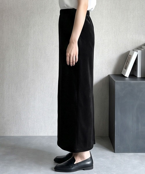 LOWO(ロワ)の「【S~2Lサイズ展開】ウエストゴムバックスリットナロースカート(スカート・レディース・ブラック/ブラック系その他・S/M/L/2L)」の12枚目の写真
