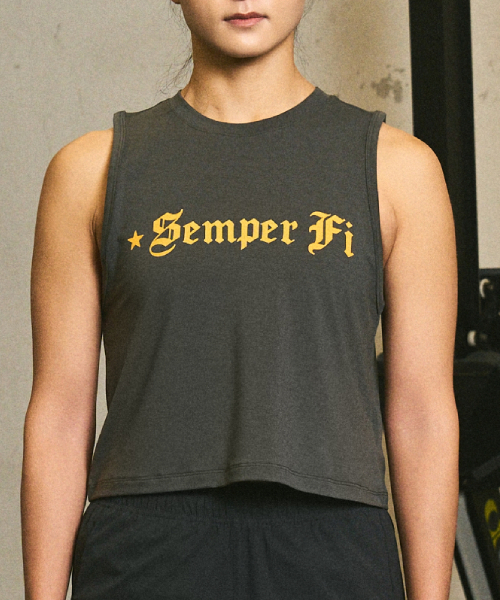 KHAKI GRADO(カーキグラド)の「K.A.G Semper Fi クロップレギュラーフィットスリーブレス(ディープグリーンカーキ)(Tシャツ/カットソー・レディース・その他・SMALL/MEDIUM/LARGE)」の7枚目の写真