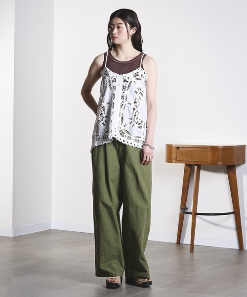ROSE BUD(ローズバッド)の「(mag.by c)BATTEN LACE CAMISOLE(キャミソール・レディース・ホワイト/レッド・ONE SIZE)」の6枚目の写真
