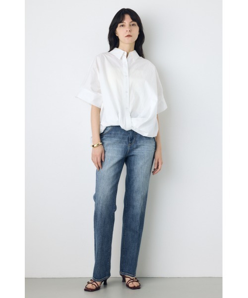 AZUL by moussy(アズールバイマウジー)の「【サイズ,身長別画像あり】AZUL DENIM センタープレスストレートデニム 体系カバー 美脚 細見え 足長(デニムパンツ・レディース・ブルー/ワンウォッシュ・24inch/25inch/26inch/27inch)」の11枚目の写真