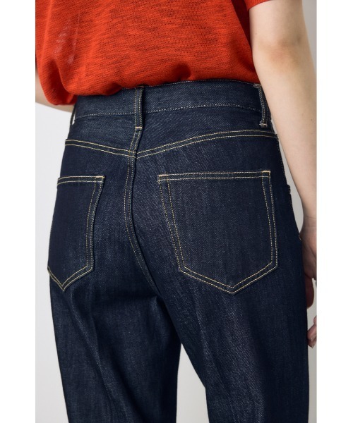 AZUL by moussy(アズールバイマウジー)の「【サイズ,身長別画像あり】AZUL DENIM センタープレスストレートデニム 体系カバー 美脚 細見え 足長(デニムパンツ・レディース・ブルー/ワンウォッシュ・24inch/25inch/26inch/27inch)」の20枚目の写真