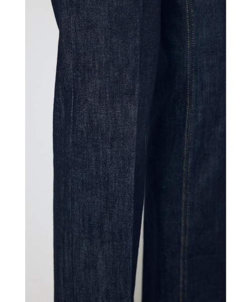 AZUL by moussy(アズールバイマウジー)の「【サイズ,身長別画像あり】AZUL DENIM センタープレスストレートデニム 体系カバー 美脚 細見え 足長(デニムパンツ・レディース・ブルー/ワンウォッシュ・24inch/25inch/26inch/27inch)」の22枚目の写真
