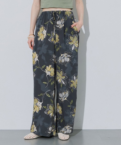 coca(coca)(コカ)の「レーヨンナチュラルフラワーパンツ(その他パンツ・レディース・その他・LONG/MEDIUM/SHORT)」の4枚目の写真