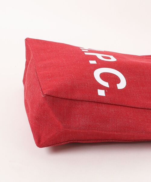 A.P.C.（アーペーセー）の「TOTE LOU SMALL（トートバッグ・レディース・レッド・ONESIZE）」の3枚目の写真