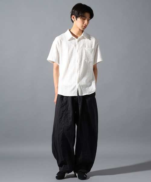 LAND MUSEUM(ランドミュージアム)の「LAND MUSEUM/無地柄シャツ(シャツ/ブラウス・メンズ・ホワイト/ブラック・LARGE/MEDIUM)」の3枚目の写真
