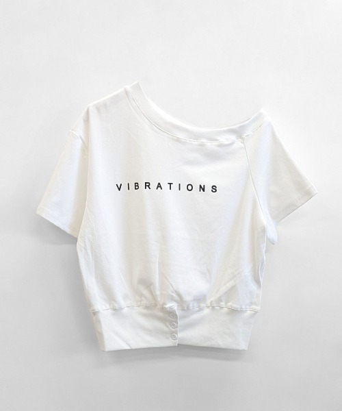 REMUR(レミュール)の「ワンショルロゴプリントTシャツ 裾ボタン(Tシャツ/カットソー・レディース・ブラック/ホワイト・FREE)」の12枚目の写真