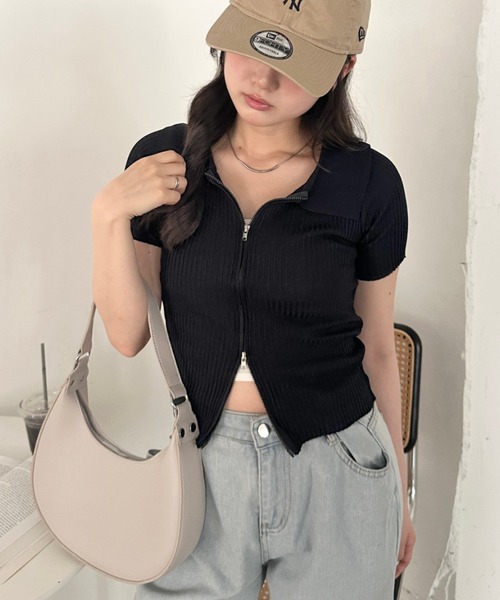 CLEA(クレア)の「半袖ダブルジップアップトップス(Tシャツ/カットソー・レディース・ブルー/ホワイト/ブラック・FREE)」の10枚目の写真
