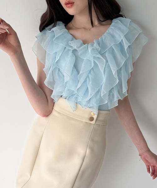 junoah(ジュノア)の「フリルノースリリブニット(ニット/セーター・レディース・ピンク/ライトブルー/アイボリー・MEDIUM/LARGE)」の2枚目の写真