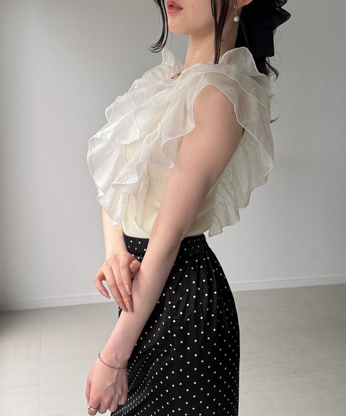 junoah(ジュノア)の「フリルノースリリブニット(ニット/セーター・レディース・ピンク/ライトブルー/アイボリー・MEDIUM/LARGE)」の6枚目の写真