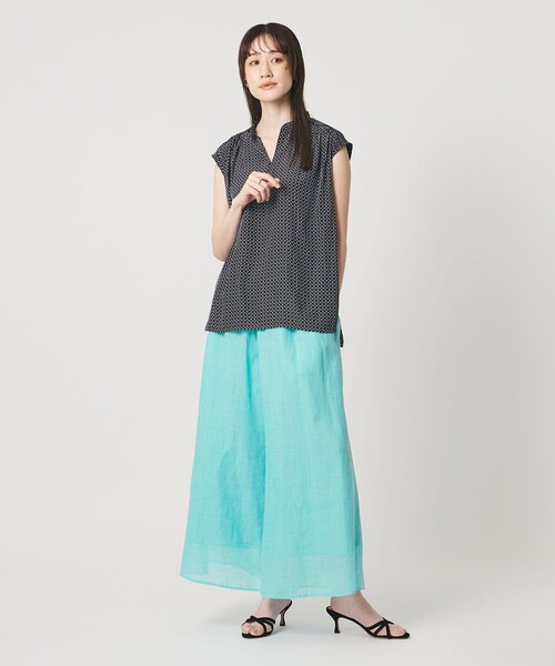 UNITED ARROWS(ユナイテッドアローズ)の「ギャザー フレアパンツ ‐ウォッシャブル‐(その他パンツ・レディース・ダークブラウン/オフホワイト/ターコイズブルー系・38/36)」の11枚目の写真