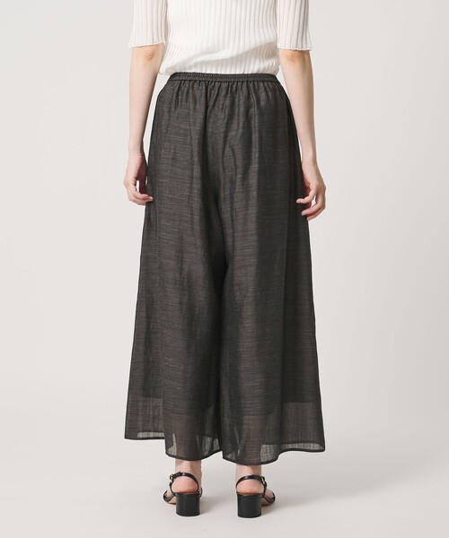 UNITED ARROWS(ユナイテッドアローズ)の「ギャザー フレアパンツ ‐ウォッシャブル‐(その他パンツ・レディース・ダークブラウン/オフホワイト/ターコイズブルー系・38/36)」の14枚目の写真