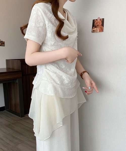 2ly2(トゥーリートゥー)の「オフショル風シアーデザインカットソー レディース ドレープトップス(Tシャツ/カットソー・レディース・グリーン/ホワイト・FREE)」の15枚目の写真