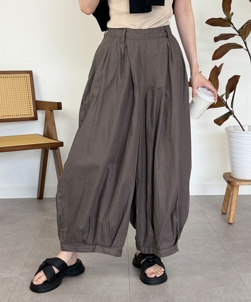 RCD(アールシーディー)の「綿麻キュロットピエロパンツ(その他パンツ・レディース・ベージュ/ブラック/チャコールグレー・L/M/3L/LL/4L)」の1枚目の写真