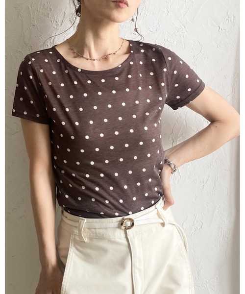 She's Closet(シーズクローゼット)の「ドット柄 半袖 コンパクト ショート丈 シアーTシャツ トップス(Tシャツ/カットソー・レディース・ブラック/グレー/ブラウン/オフホワイト・FREE)」の7枚目の写真