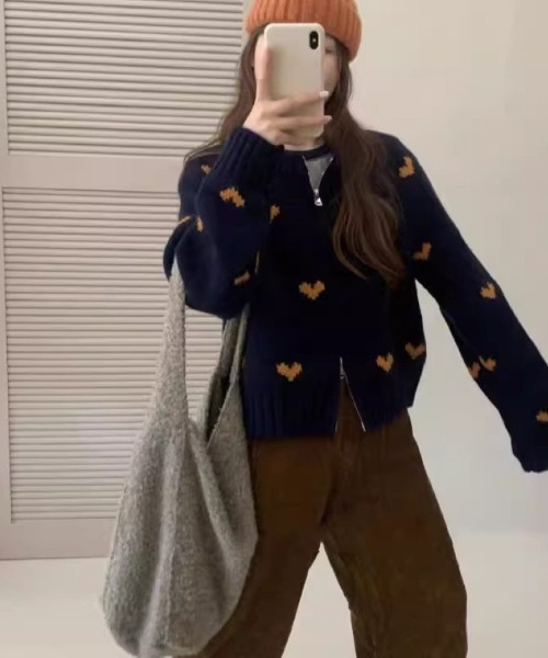 Ritzy(リッツィー)の「ハート総柄 ダブルジップクロップドニットカーディガン(カーディガン/ボレロ・レディース・ホワイト/イエロー・FREE)」の9枚目の写真