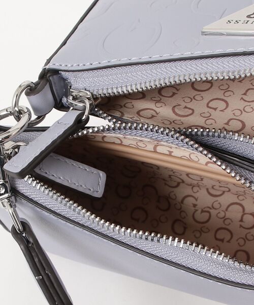 Guess（ゲス）の「HOLLY Mini Crossbody ショルダーバッグ（ショルダーバッグ・レディース・ブルー/ブラック・ONE SIZE）」の19枚目の写真