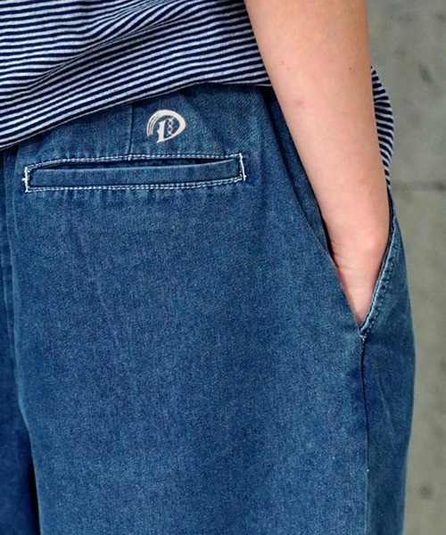 DEVILOCK(デビロック)の「DEVILOCK Light Denim Two-Tuck Wide Pants(その他パンツ・メンズ・ブラック/ネイビー・LARGE/MEDIUM)」の9枚目の写真