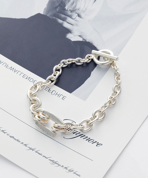 BLAYMORE（ブレイモア）の「【BLAYMORE】Letter Chain Bracelet / チェーンブレスレット（ブレスレット・メンズ・シルバー・1/2）」の2枚目の写真