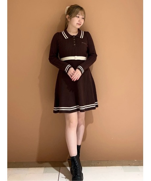 REDYAZEL(レディアゼル)の「ラインケーブルミニニットフレアワンピース(ワンピース・レディース・オフホワイト/ネイビー/ブラウン/レッド・FREE)」の10枚目の写真