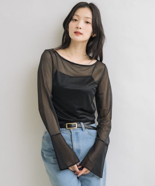 NEUNA（ヌナ）の「フレアスリーブボートネックシアートップス（Tシャツ/カットソー・レディース・グレー/ブラック/アイボリー・FREE）」の4枚目の写真