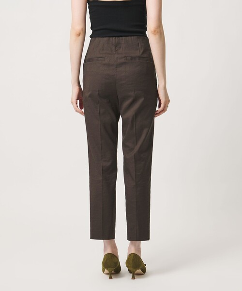 UNITED ARROWS(ユナイテッドアローズ)の「シャイニー スリム パンツ ‐ストレッチ ウォッシャブル‐(スラックス・レディース・ダークブラウン/ブラック/ピンク・42/40/32/38/34/36)」の14枚目の写真