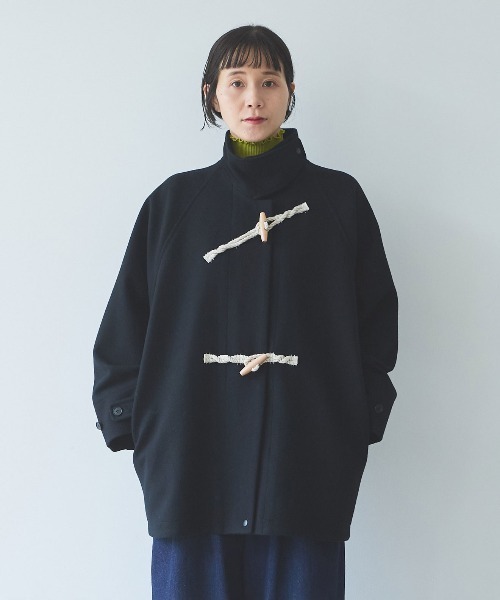yuni（ユニ　）の「super100 Wool middle　length toggle button coat（ダッフルコート・レディース・アイボリー/ブラック・FREE）」の18枚目の写真