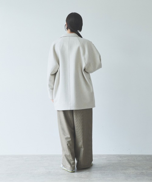 yuni（ユニ　）の「super100 Wool middle　length toggle button coat（ダッフルコート・レディース・アイボリー/ブラック・FREE）」の10枚目の写真