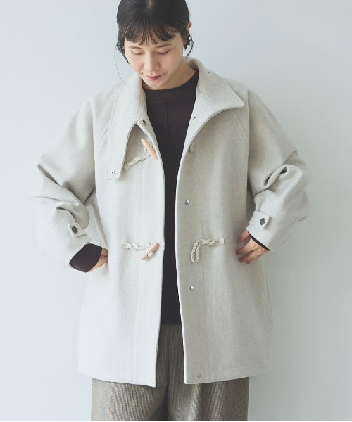 yuni（ユニ　）の「super100 Wool middle　length toggle button coat（ダッフルコート・レディース・アイボリー/ブラック・FREE）」の12枚目の写真