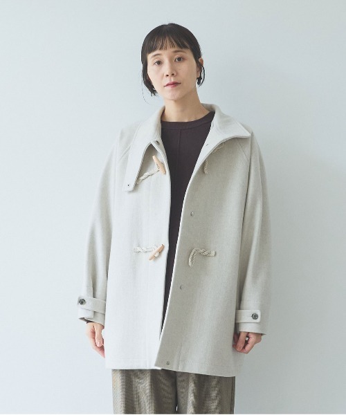 yuni（ユニ　）の「super100 Wool middle　length toggle button coat（ダッフルコート・レディース・アイボリー/ブラック・FREE）」の11枚目の写真