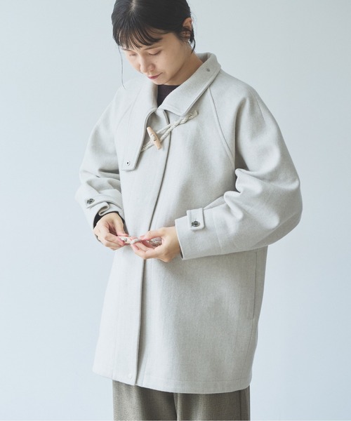 yuni（ユニ　）の「super100 Wool middle　length toggle button coat（ダッフルコート・レディース・アイボリー/ブラック・FREE）」の7枚目の写真