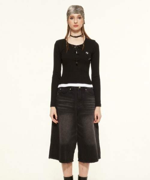 SHEPP(シープ)の「ワッフルレースアップワンポイント刺繍レイヤードロンT(Tシャツ/カットソー・レディース・ブラック/ホワイト・S/M)」の9枚目の写真