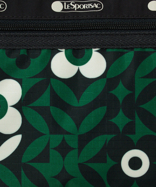 LeSportsac(レスポートサック)の「DELUXE EVERYDAY BAG ボタニックタイル(ショルダーバッグ・レディース・グリーン・FREE)」の11枚目の写真