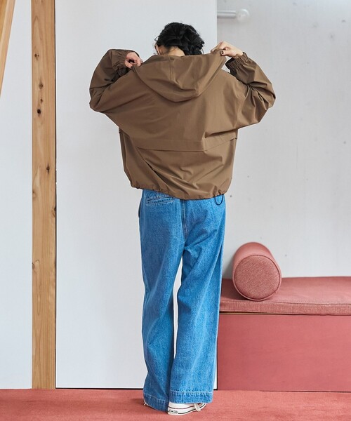 coen(コーエン)の「【撥水/ストレッチ/UVカット】C.mt パッカブルマウンテンパーカー(マウンテンパーカー・レディース・オフホワイト/ブラウン/オリーブ/ブラック・L/M)」の20枚目の写真