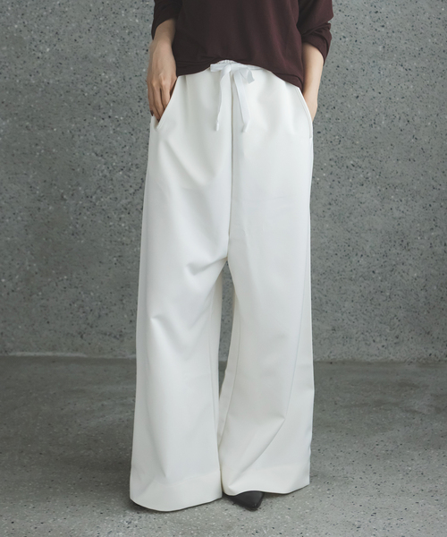 COGTHEBIGSMOKE(コグザビッグスモーク)の「《セットアップ対応》COG THE BIGSMOKE/コグザビッグスモーク ALISON TROUSERS(その他パンツ・レディース・ブラック/ホワイト・FREE)」の2枚目の写真