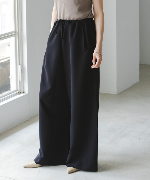 COGTHEBIGSMOKE(コグザビッグスモーク)の「《セットアップ対応》COG THE BIGSMOKE/コグザビッグスモーク ALISON TROUSERS(その他パンツ・レディース・ブラック/ホワイト・FREE)」の1枚目の写真