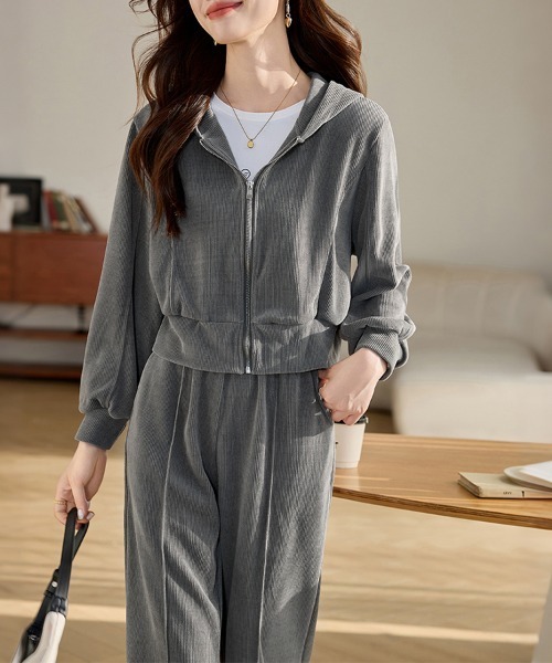 ONEP STAR(ワンピスター)の「リラックスジップパーカー&パンツセットアップ(セットアップ・レディース・グレー・MEDIUM/LARGE/X-LARGE)」の5枚目の写真