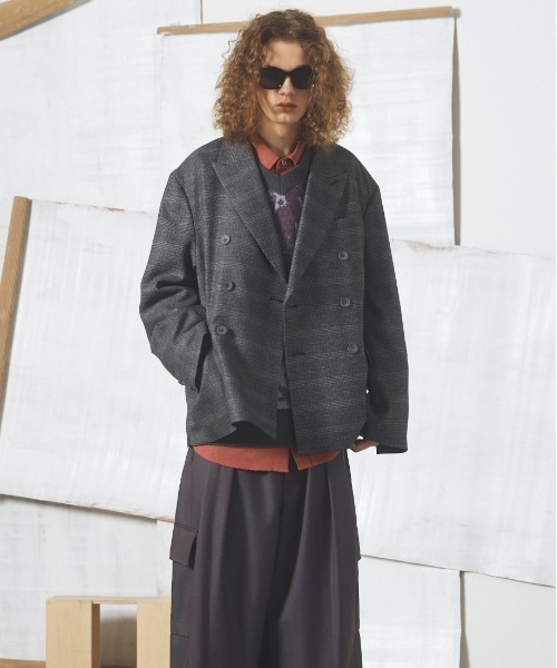 MAISON SPECIAL(メゾンスペシャル)の「《UNISEX》ツイーディーシャドウチェックプライムオーバーダブルブレストジャケット/Tweedy Shadow Check Prime-Over Double-breasted Jacket【MAISON SPECIAL/メゾンスペシャル】■セットアップ対応■(テーラードジャケット・メンズ・ブラック/チャコールグレー・2/1/0)」の4枚目の写真