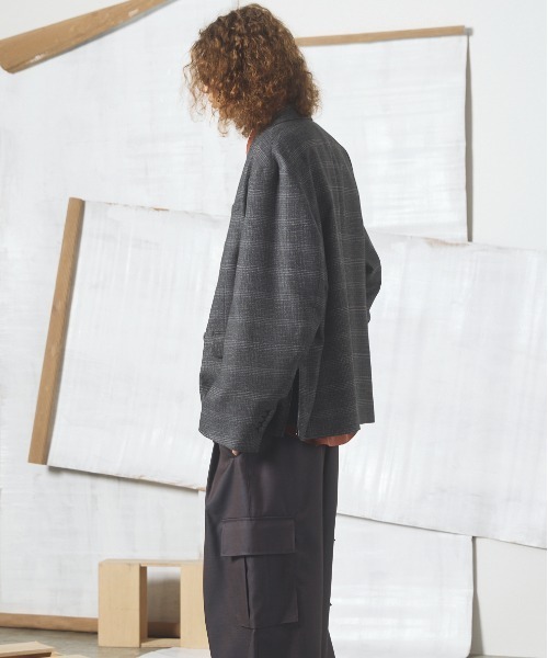 MAISON SPECIAL(メゾンスペシャル)の「《UNISEX》ツイーディーシャドウチェックプライムオーバーダブルブレストジャケット/Tweedy Shadow Check Prime-Over Double-breasted Jacket【MAISON SPECIAL/メゾンスペシャル】■セットアップ対応■(テーラードジャケット・メンズ・ブラック/チャコールグレー・2/1/0)」の5枚目の写真