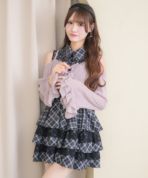 couture BY ROJITA(クチュールバイロジータ)の「オフショルカーディガンセットワンピース(ワンピース・レディース・ブラック/ピンク/ホワイト・FREE)」の9枚目の写真