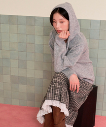 ウールVネック刺繍入りフードニット（グレー）